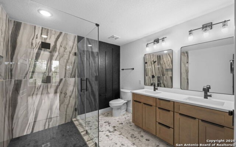 125 Dashiell, San Antonio, TX 78203, ,7 BathroomsBathrooms,Residential Multi Family,For Sale,125 Dashiell,1860713