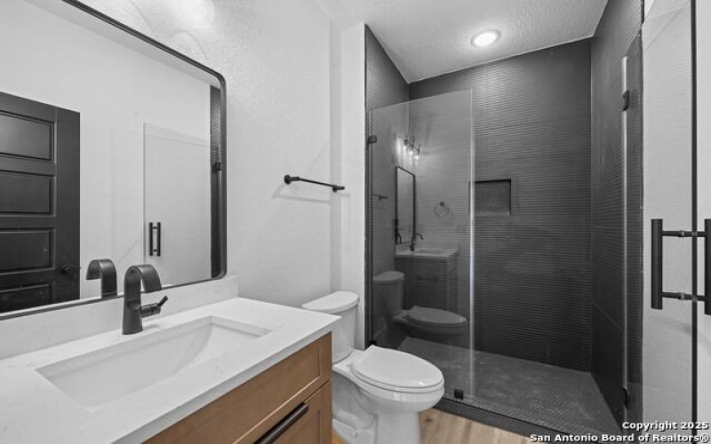 125 Dashiell, San Antonio, TX 78203, ,7 BathroomsBathrooms,Residential Multi Family,For Sale,125 Dashiell,1860713