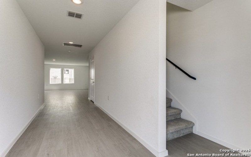 1418 Mira Mill, San Antonio, TX 78224, 4 Habitaciones Habitaciones , ,2 BañosBaños,Residential Lease,En Alquiler,1418 Mira Mill,1857480
