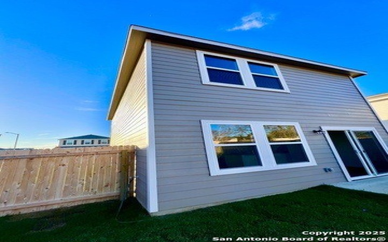 3226 Golden Dandelion, San Antonio, TX 78222, 3 Habitaciones Habitaciones , ,2 BañosBaños,Residential Lease,En Alquiler,3226 Golden Dandelion,1858434