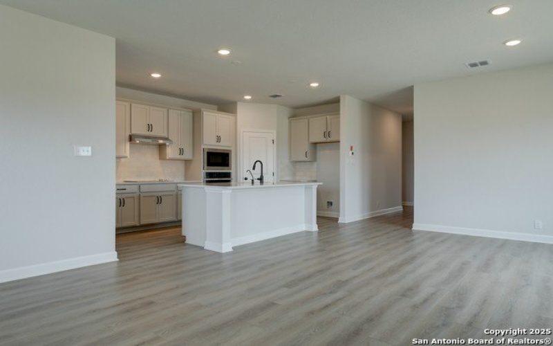12841 Hill Plains Dr., Schertz, TX 78108, 4 Bedrooms Bedrooms, ,3 BathroomsBathrooms,Residential,For Sale,12841 Hill Plains Dr.,1858606