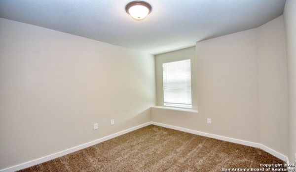 8318 Via Verona #102, San Antonio, TX 78227, 3 Bedrooms Bedrooms, ,2 BathroomsBathrooms,Residential Lease,For Rent,8318 Via Verona,1858638