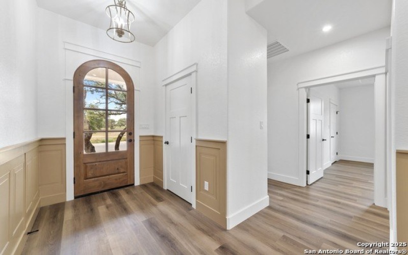 2108 Athens Ave, Kerrville, TX 78028, 3 Bedrooms Bedrooms, ,2 BathroomsBathrooms,Residential,For Sale,2108 Athens Ave,1858765