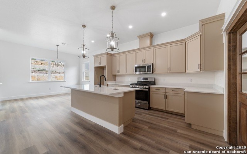 2108 Athens Ave, Kerrville, TX 78028, 3 Bedrooms Bedrooms, ,2 BathroomsBathrooms,Residential,For Sale,2108 Athens Ave,1858765