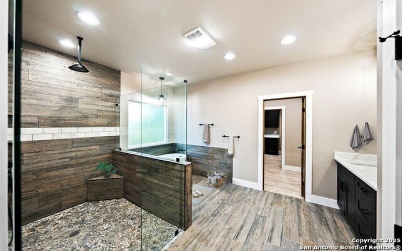 502 Sumack Dr W, Kerrville, TX 78028, 4 Bedrooms Bedrooms, ,2 BathroomsBathrooms,Residential,For Sale,502 Sumack Dr W,1861547