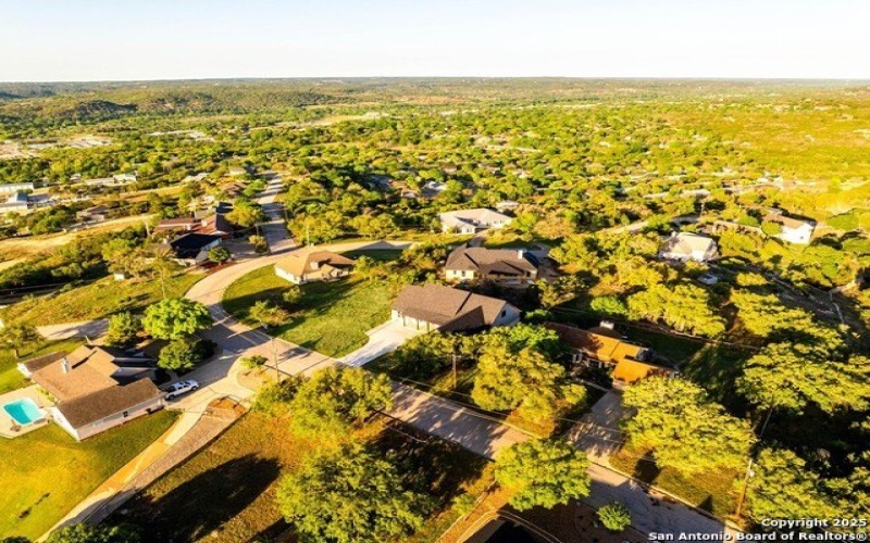 502 Sumack Dr W, Kerrville, TX 78028, 4 Bedrooms Bedrooms, ,2 BathroomsBathrooms,Residential,For Sale,502 Sumack Dr W,1861547