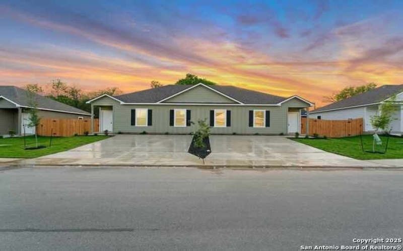 515 hudson, Seguin, TX 78155, 3 Bedrooms Bedrooms, ,2 BathroomsBathrooms,Residential Lease,For Rent,515 hudson,1864429