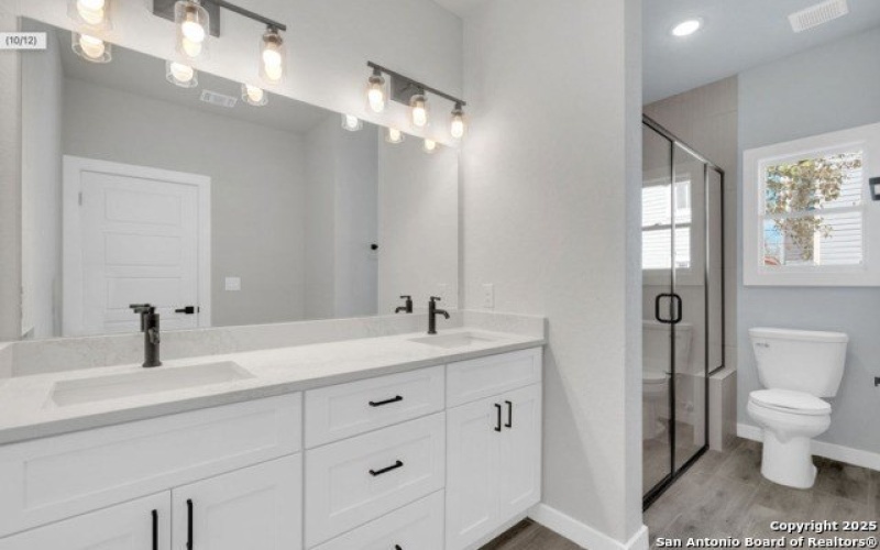9182 Dawson, San Antonio, TX 78202, 2 Habitaciones Habitaciones , ,2 BañosBaños,Residential Lease,En Alquiler,9182 Dawson,1864501