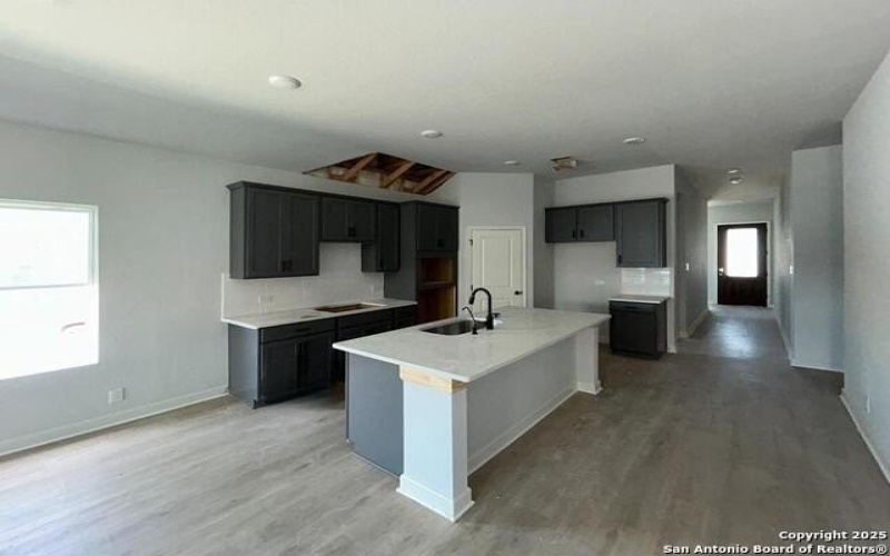 1356 Lockett Falls, San Antonio, TX 78245, 4 Habitaciones Habitaciones , ,2 BañosBaños,Residential,En Venta,1356 Lockett Falls,1864507