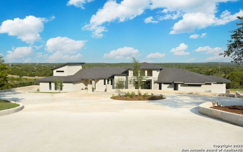 27006 Rocky Rim, San Antonio, TX 78266, 4 Bedrooms Bedrooms, ,5 BathroomsBathrooms,Residential,For Sale,27006 Rocky Rim,1864790