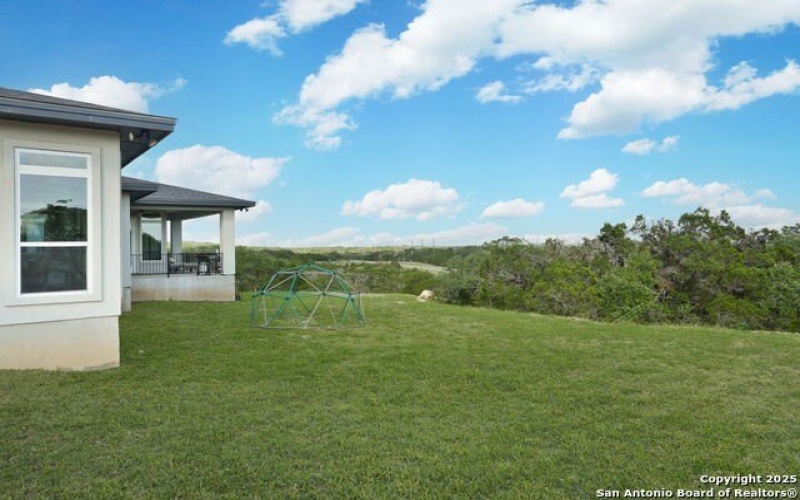 27006 Rocky Rim, San Antonio, TX 78266, 4 Bedrooms Bedrooms, ,5 BathroomsBathrooms,Residential,For Sale,27006 Rocky Rim,1864790