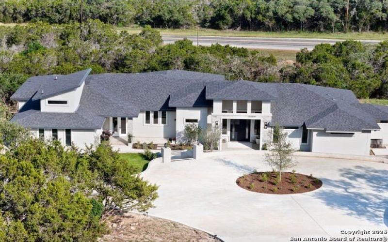 27006 Rocky Rim, San Antonio, TX 78266, 4 Bedrooms Bedrooms, ,5 BathroomsBathrooms,Residential,For Sale,27006 Rocky Rim,1864790