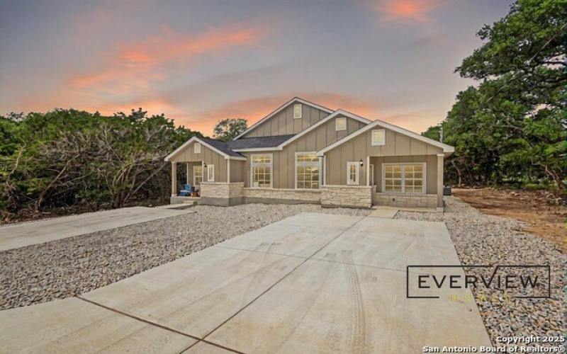 243 Sliprock DR, Canyon Lake, TX 78133, 2 Bedrooms Bedrooms, ,2 BathroomsBathrooms,Residential Lease,For Rent,243 Sliprock DR,1864920