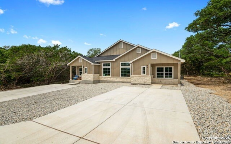 243 Sliprock DR, Canyon Lake, TX 78133, 2 Bedrooms Bedrooms, ,2 BathroomsBathrooms,Residential Lease,For Rent,243 Sliprock DR,1864920