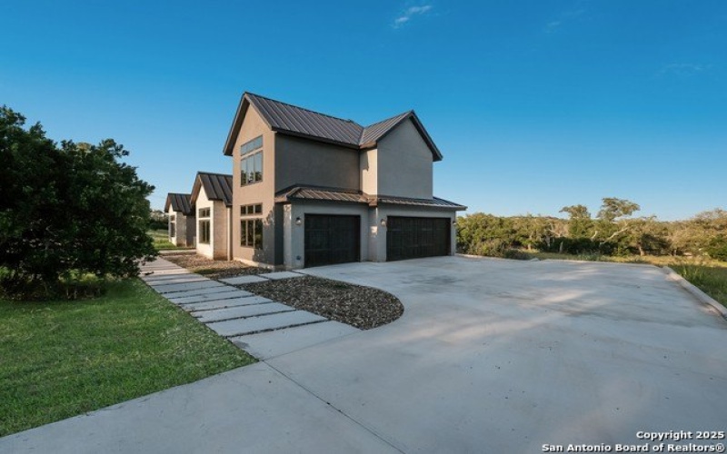 3045 Campestres, Spring Branch, TX 78070, 4 Bedrooms Bedrooms, ,3 BathroomsBathrooms,Residential,For Sale,3045 Campestres,1864928