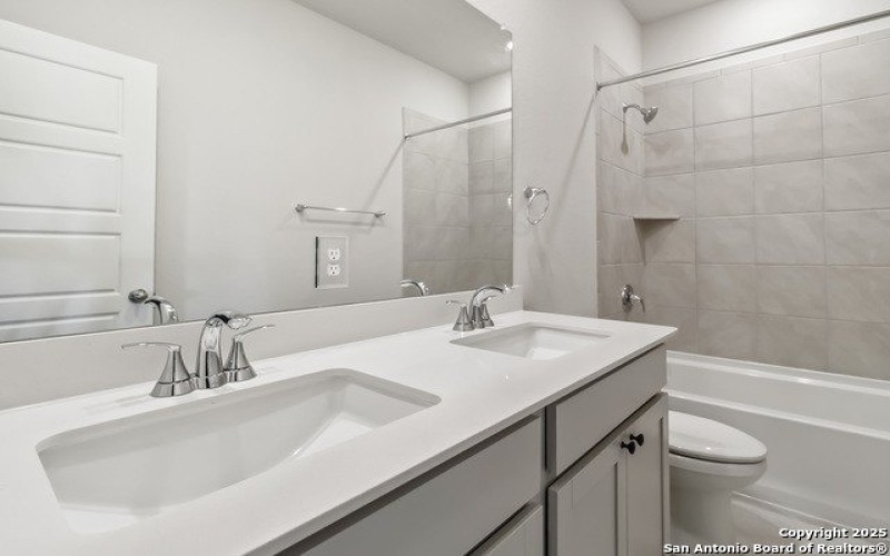 12816 Lantern Tree, San Antonio, TX 78245, 4 Bedrooms Bedrooms, ,3 BathroomsBathrooms,Residential Lease,For Rent,12816 Lantern Tree,1863104
