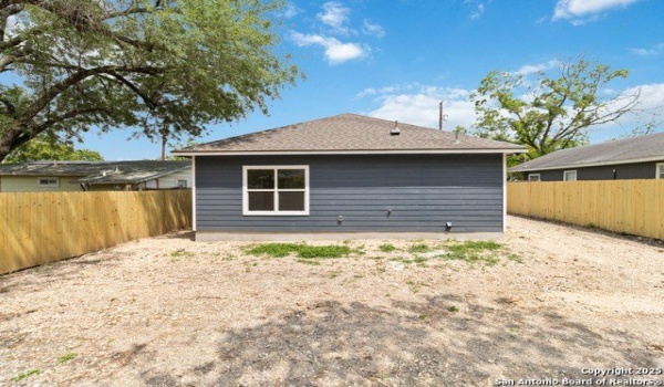 567 N San Horacio, San Antonio, TX 78228, 3 Bedrooms Bedrooms, ,2 BathroomsBathrooms,Residential,For Sale,567 N San Horacio,1863137