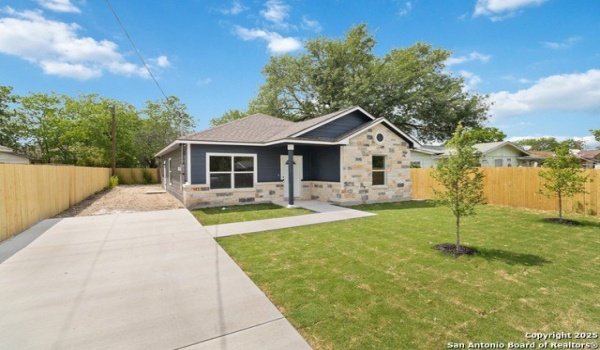 567 N San Horacio, San Antonio, TX 78228, 3 Bedrooms Bedrooms, ,2 BathroomsBathrooms,Residential,For Sale,567 N San Horacio,1863137