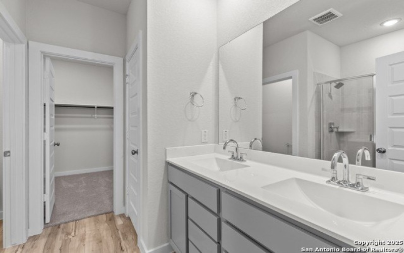 4315 Clarisse St, New Braunfels, TX 78130, 5 Bedrooms Bedrooms, ,3 BathroomsBathrooms,Residential,For Sale,4315 Clarisse St,1863144