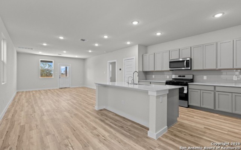 4315 Clarisse St, New Braunfels, TX 78130, 5 Bedrooms Bedrooms, ,3 BathroomsBathrooms,Residential,For Sale,4315 Clarisse St,1863144