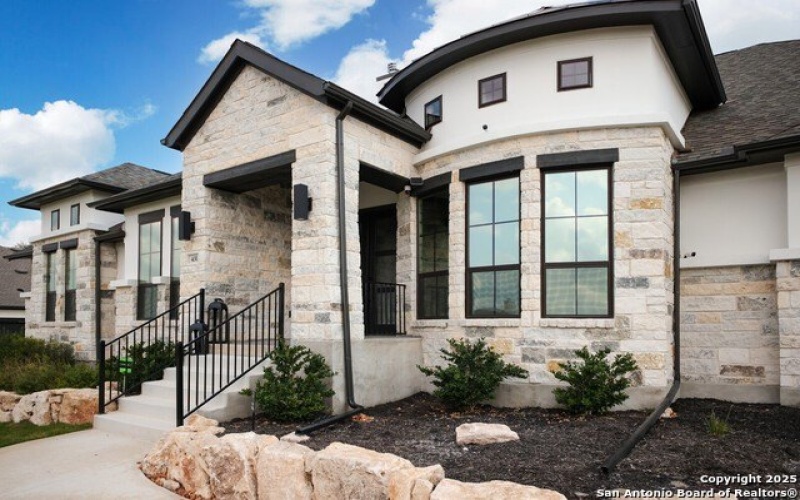 431 Falcon Cove, San Antonio, TX 78253, 4 Habitaciones Habitaciones , ,3 BañosBaños,Residential,En Venta,431 Falcon Cove,1863412