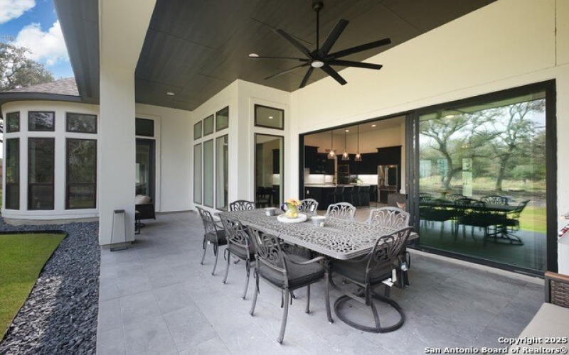 431 Falcon Cove, San Antonio, TX 78253, 4 Habitaciones Habitaciones , ,3 BañosBaños,Residential,En Venta,431 Falcon Cove,1863412