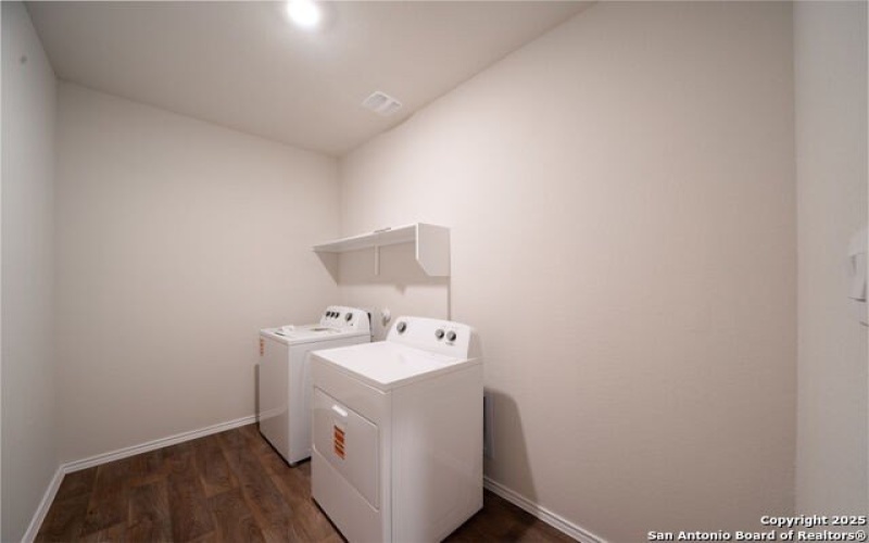 14006 shale path, San Antonio, TX 78253, 5 Bedrooms Bedrooms, ,3 BathroomsBathrooms,Residential Lease,For Rent,14006 shale path,1865530