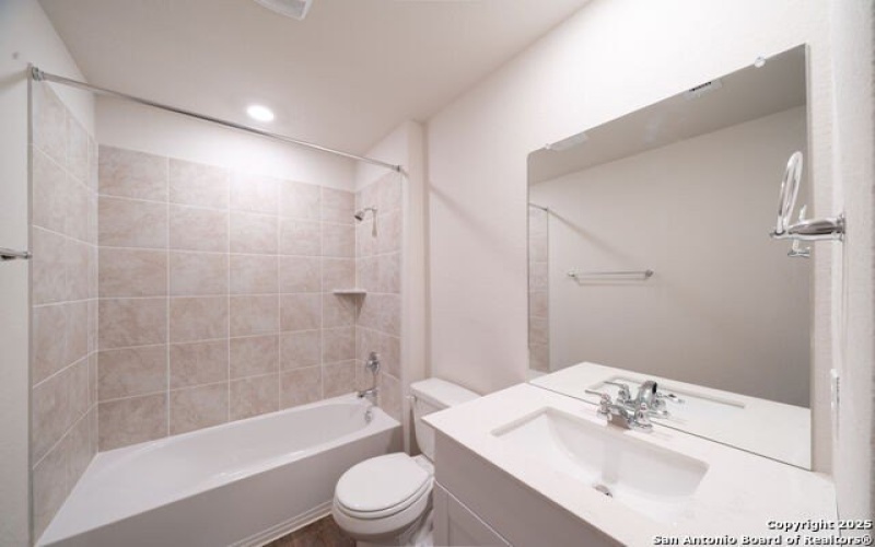 14006 shale path, San Antonio, TX 78253, 5 Bedrooms Bedrooms, ,3 BathroomsBathrooms,Residential Lease,For Rent,14006 shale path,1865530