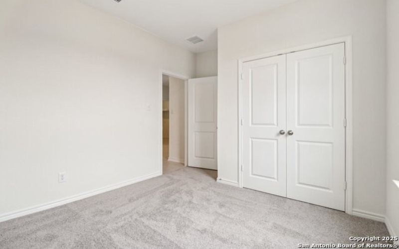 9406 Hinterlands, San Antonio, TX 78221, 3 Bedrooms Bedrooms, ,2 BathroomsBathrooms,Residential Lease,For Rent,9406 Hinterlands,1861997