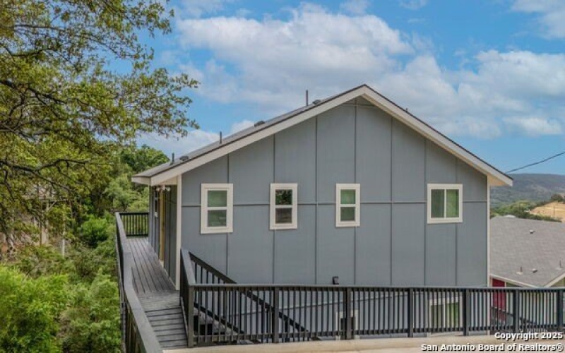 1050 Trail Pass Dr, Canyon Lake, TX 78133, 3 Bedrooms Bedrooms, ,2 BathroomsBathrooms,Residential,For Sale,1050 Trail Pass Dr,1862064