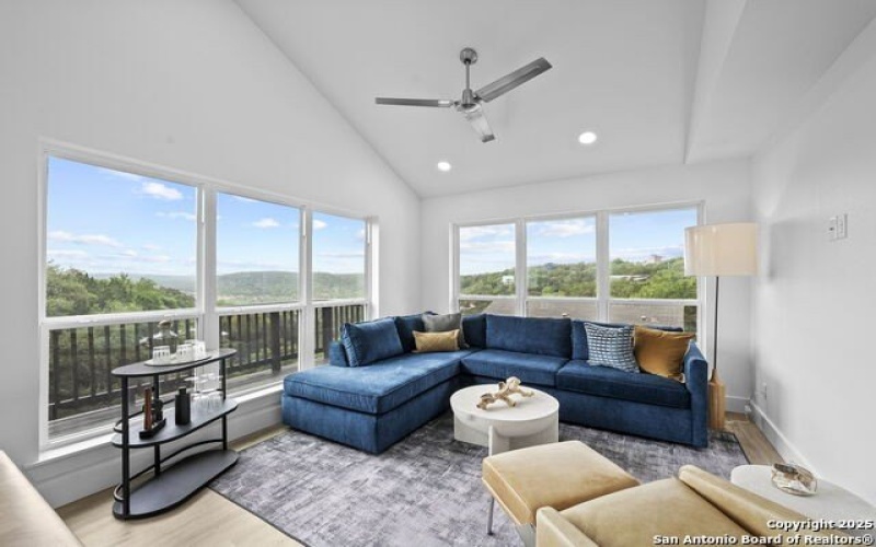 1050 Trail Pass Dr, Canyon Lake, TX 78133, 3 Bedrooms Bedrooms, ,2 BathroomsBathrooms,Residential,For Sale,1050 Trail Pass Dr,1862064