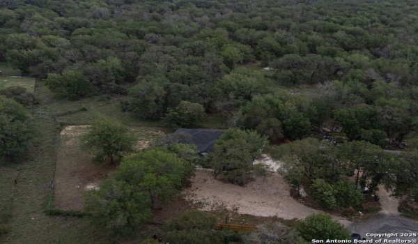 22802 Fawn Trail, Elmendorf, TX 78112, 4 Bedrooms Bedrooms, ,2 BathroomsBathrooms,Residential,For Sale,22802 Fawn Trail,1864234