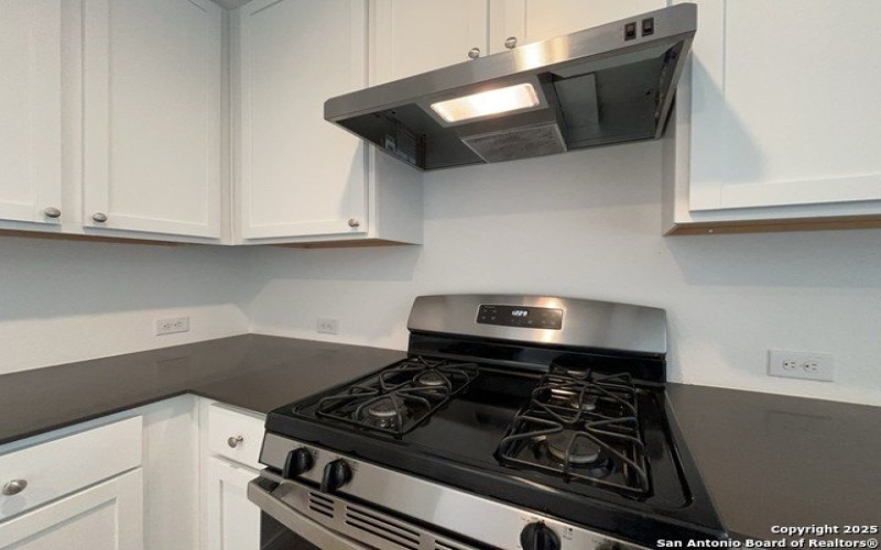 6954 Biotite Ridge, San Antonio, TX 78223, 3 Habitaciones Habitaciones , ,2 BañosBaños,Residential Lease,En Alquiler,6954 Biotite Ridge,1864255