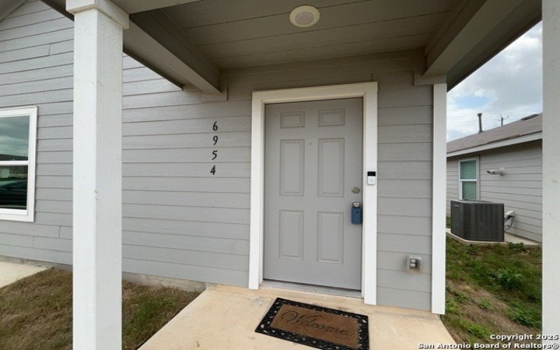 6954 Biotite Ridge, San Antonio, TX 78223, 3 Habitaciones Habitaciones , ,2 BañosBaños,Residential Lease,En Alquiler,6954 Biotite Ridge,1864255