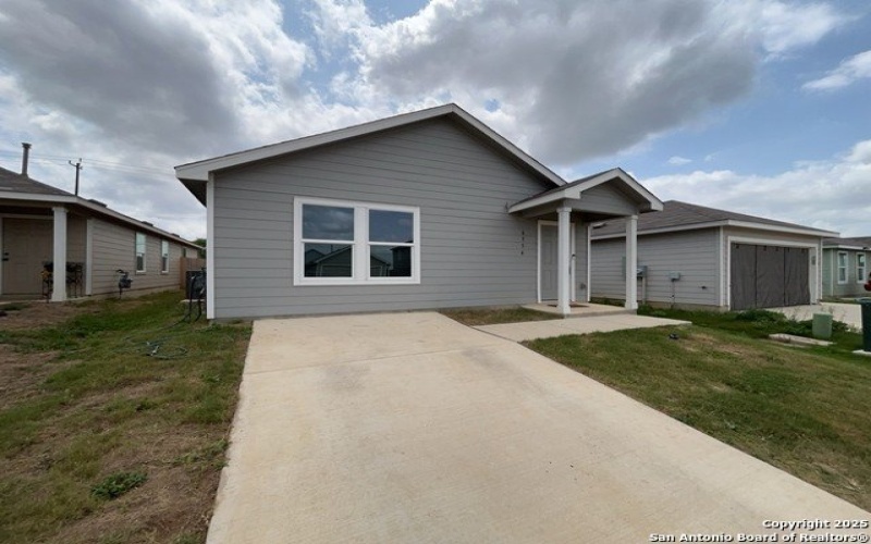 6954 Biotite Ridge, San Antonio, TX 78223, 3 Habitaciones Habitaciones , ,2 BañosBaños,Residential Lease,En Alquiler,6954 Biotite Ridge,1864255