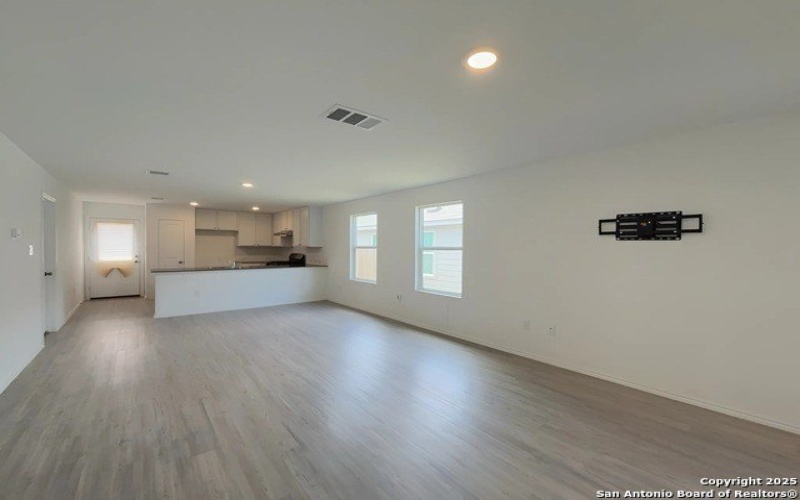 6954 Biotite Ridge, San Antonio, TX 78223, 3 Habitaciones Habitaciones , ,2 BañosBaños,Residential Lease,En Alquiler,6954 Biotite Ridge,1864255