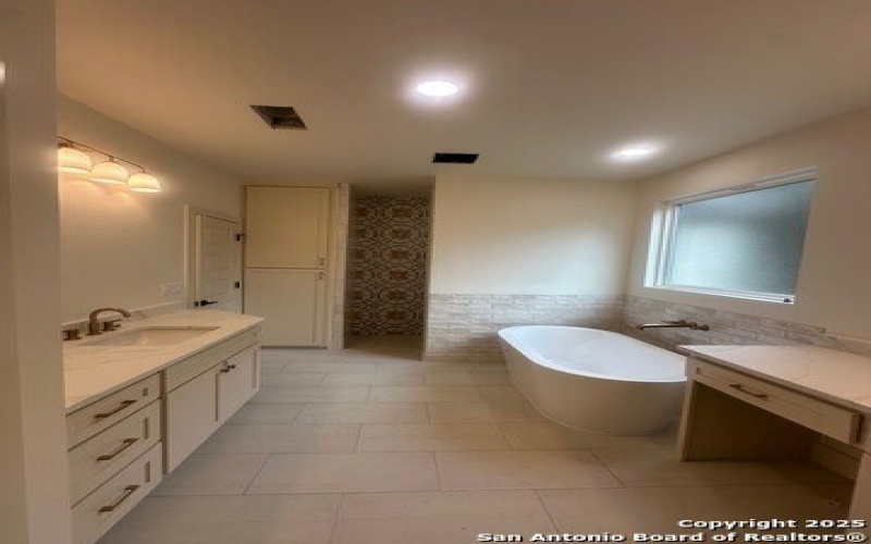 434 Hanging Oak, Spring Branch, TX 78070, 4 Bedrooms Bedrooms, ,3 BathroomsBathrooms,Residential,For Sale,434 Hanging Oak,1862196