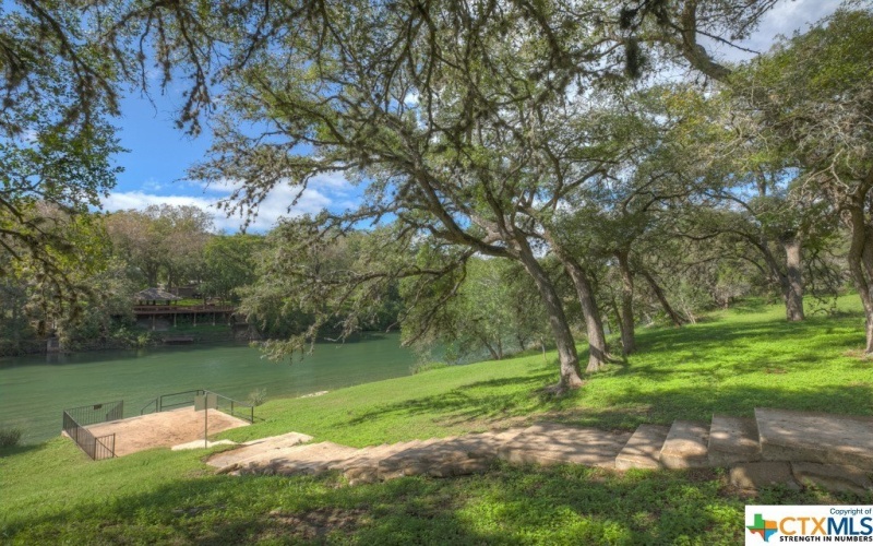 205 Foxwood Street, New Braunfels, TX 78130, 4 Habitaciones Habitaciones , ,3 BañosBaños,Residential,En Venta,205 Foxwood Street,540435