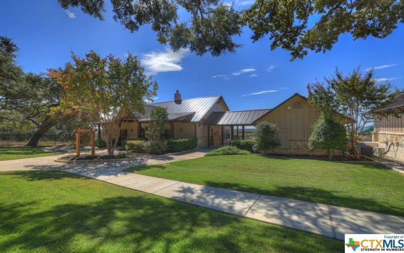 205 Foxwood Street, New Braunfels, TX 78130, 4 Habitaciones Habitaciones , ,3 BañosBaños,Residential,En Venta,205 Foxwood Street,540435