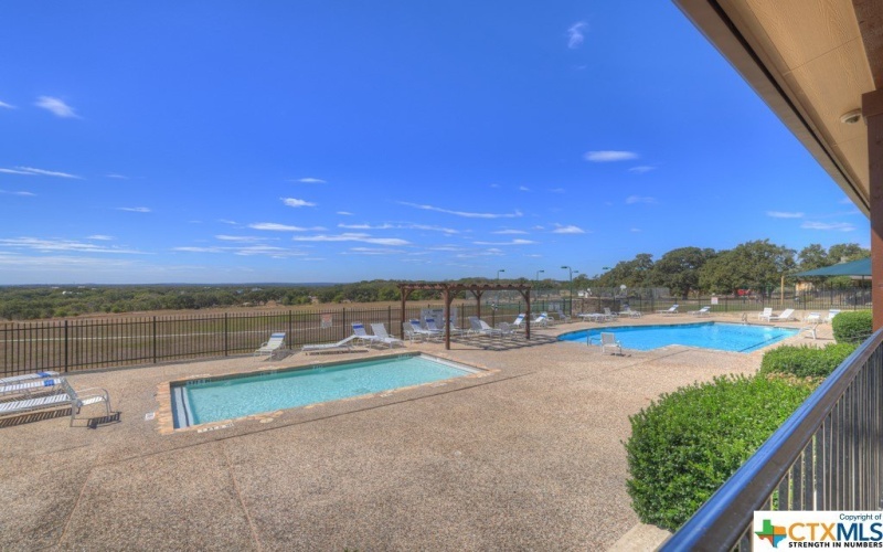 205 Foxwood Street, New Braunfels, TX 78130, 4 Habitaciones Habitaciones , ,3 BañosBaños,Residential,En Venta,205 Foxwood Street,540435