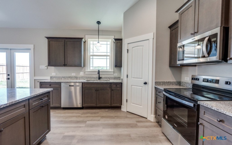 171 Lost Maples Way, Marion, TX 78124, 4 Bedrooms Bedrooms, ,2 BathroomsBathrooms,Residential,For Sale,171 Lost Maples Way,540443