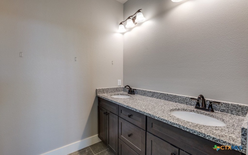 171 Lost Maples Way, Marion, TX 78124, 4 Bedrooms Bedrooms, ,2 BathroomsBathrooms,Residential,For Sale,171 Lost Maples Way,540443