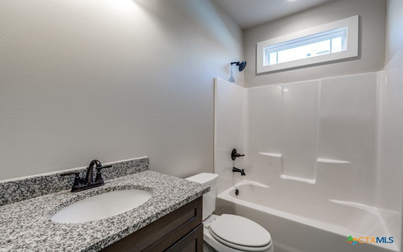 171 Lost Maples Way, Marion, TX 78124, 4 Bedrooms Bedrooms, ,2 BathroomsBathrooms,Residential,For Sale,171 Lost Maples Way,540443