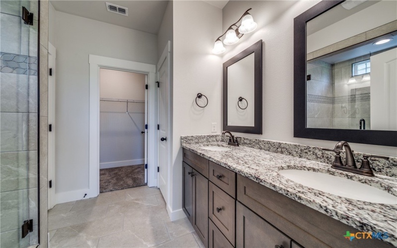 170 Lost Maples Way, Marion, TX 78124, 3 Habitaciones Habitaciones , ,2 BañosBaños,Residential,En Venta,170 Lost Maples Way,540452