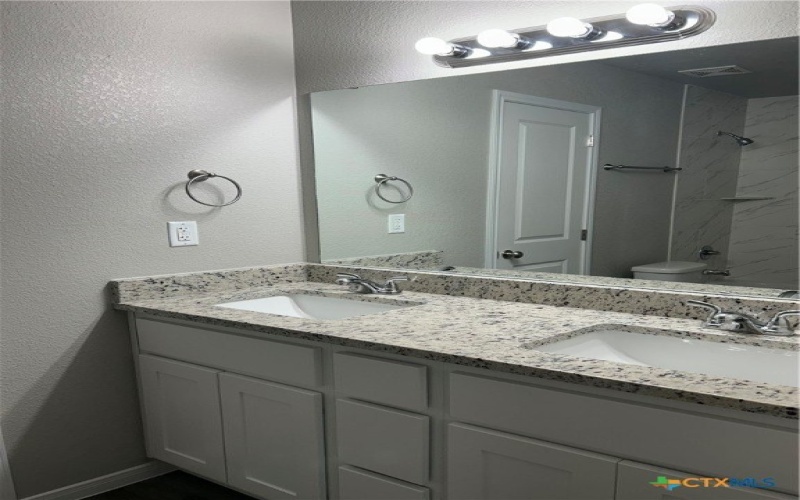 502 S Mary Jo Drive, Harker Heights, TX 76548, 6 Bedrooms Bedrooms, ,Residential,For Sale,502 S Mary Jo Drive,541551