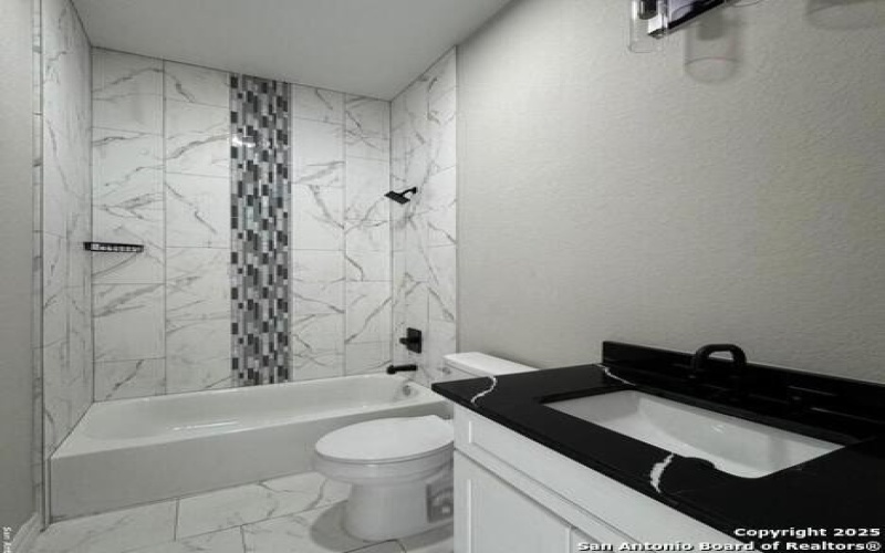 14987 Benton City, Von Ormy, TX 78073, 4 Habitaciones Habitaciones , ,3 BañosBaños,Residential,En Venta,14987 Benton City,1865936