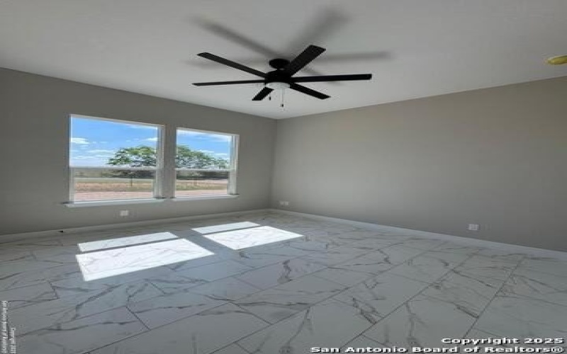 14987 Benton City, Von Ormy, TX 78073, 4 Habitaciones Habitaciones , ,3 BañosBaños,Residential,En Venta,14987 Benton City,1865936