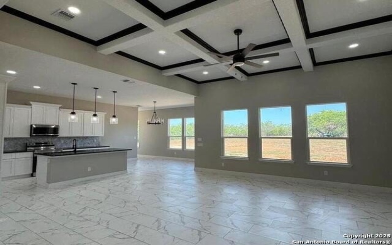 14987 Benton City, Von Ormy, TX 78073, 4 Habitaciones Habitaciones , ,3 BañosBaños,Residential,En Venta,14987 Benton City,1865936