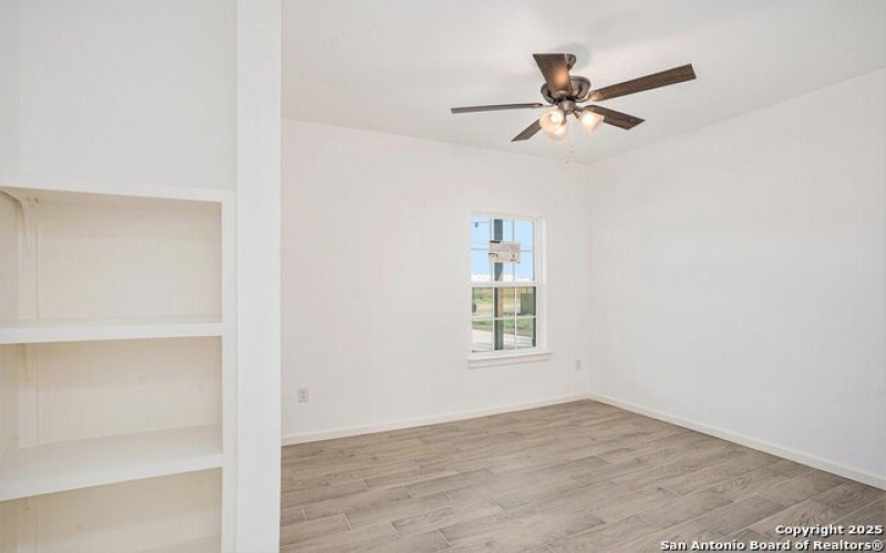 1615 N Guadalupe, Seguin, TX 78155, 3 Habitaciones Habitaciones , ,2 BañosBaños,Residential,En Venta,1615 N Guadalupe,1865700