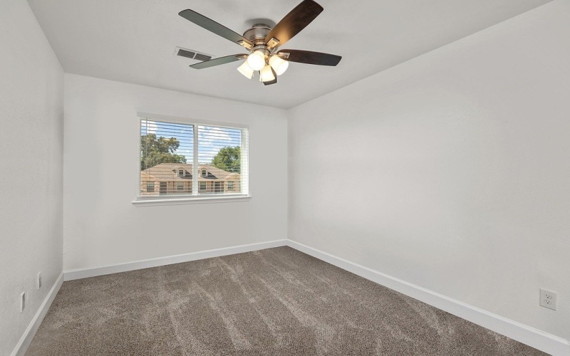1003/1005 Armbrister Street, Brenham, TX 77833, 6 Bedrooms Bedrooms, ,7 BathroomsBathrooms,Farm,For Sale,1003/1005 Armbrister Street,141995